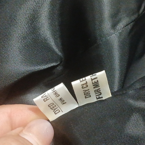 Dyed Rabbbit Fur Elegant Black Fur Jacket, Gentle Used, Sz Medium - Picture 6 of 7